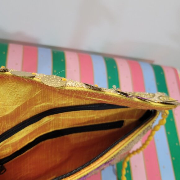 Indian Banjara Handmade Embroidered Clutch Purse - Picture 10 of 10